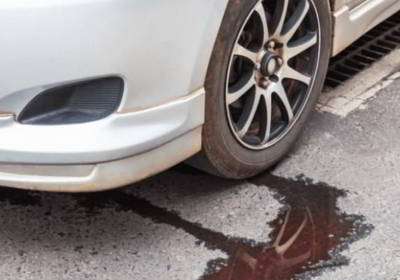 دلیل نشت مایعات خودرو چیست؟ دلیل نشت مایعات خودرو چیست؟