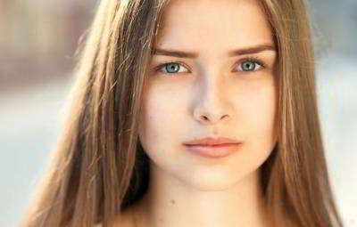 ترفندهای جالب آرایش از زبان چهرههای شناخته شده آرایش و زیبایی ترفندهای جالب آرایش از زبان چهرههای شناخته شده آرایش و زیبایی
