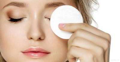 میسلار واتر چیست و چه کاری انجام میدهد؟ میسلار واتر چیست و چه کاری انجام میدهد؟