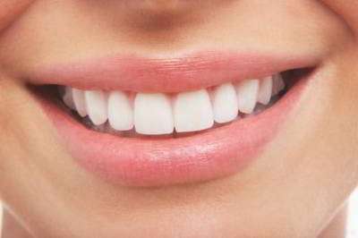 نکات داشتن دندان‌های سفید و زیبا