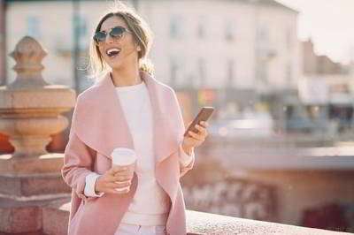 شیک پوشی با لباسهای ساده ،انواع مختلف لباس زنانه را چطور بپوشیم؟ شیک پوشی با لباسهای ساده ،انواع مختلف لباس زنانه را چطور بپوشیم؟