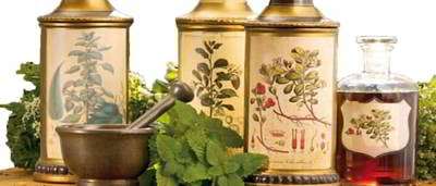راهنمای خرید عرقیات گیاهی و نکات آن راهنمای خرید عرقیات گیاهی و نکات آن
