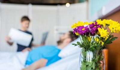 آداب عیادت از بیمار