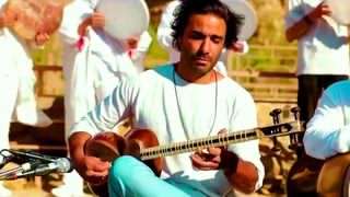 تار نوازی بسیار زیبای علی قمصری در معبد اناهیتا در شهر کرمانشاه